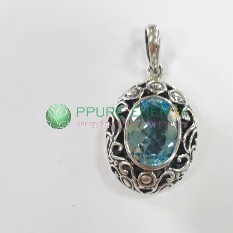Blue Topaz pendant